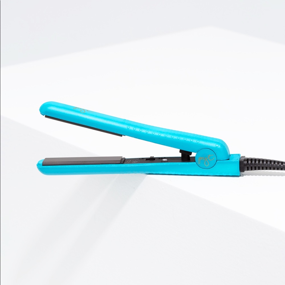 PYT Mini Ceramic Straightener Turquoise NOT USED